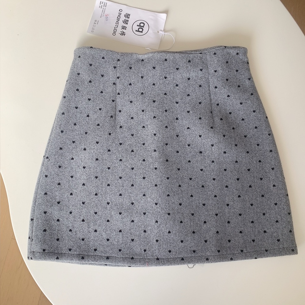 Grey Heart Flocked Wool Mini Skirt Skort Size S NWT